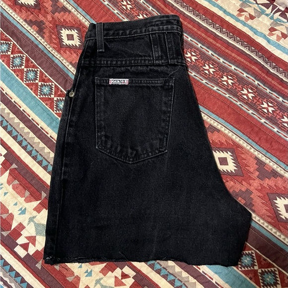 Vintage Zena High Waisted Shorts - Picture 3 of 5